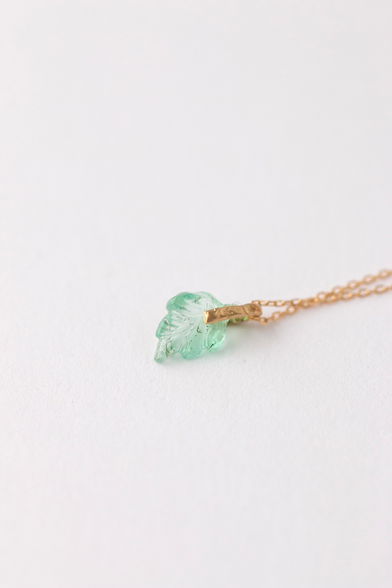 MONAKAjewellery Hibiki Emerald Leaf necklace エメラルドネックレス 