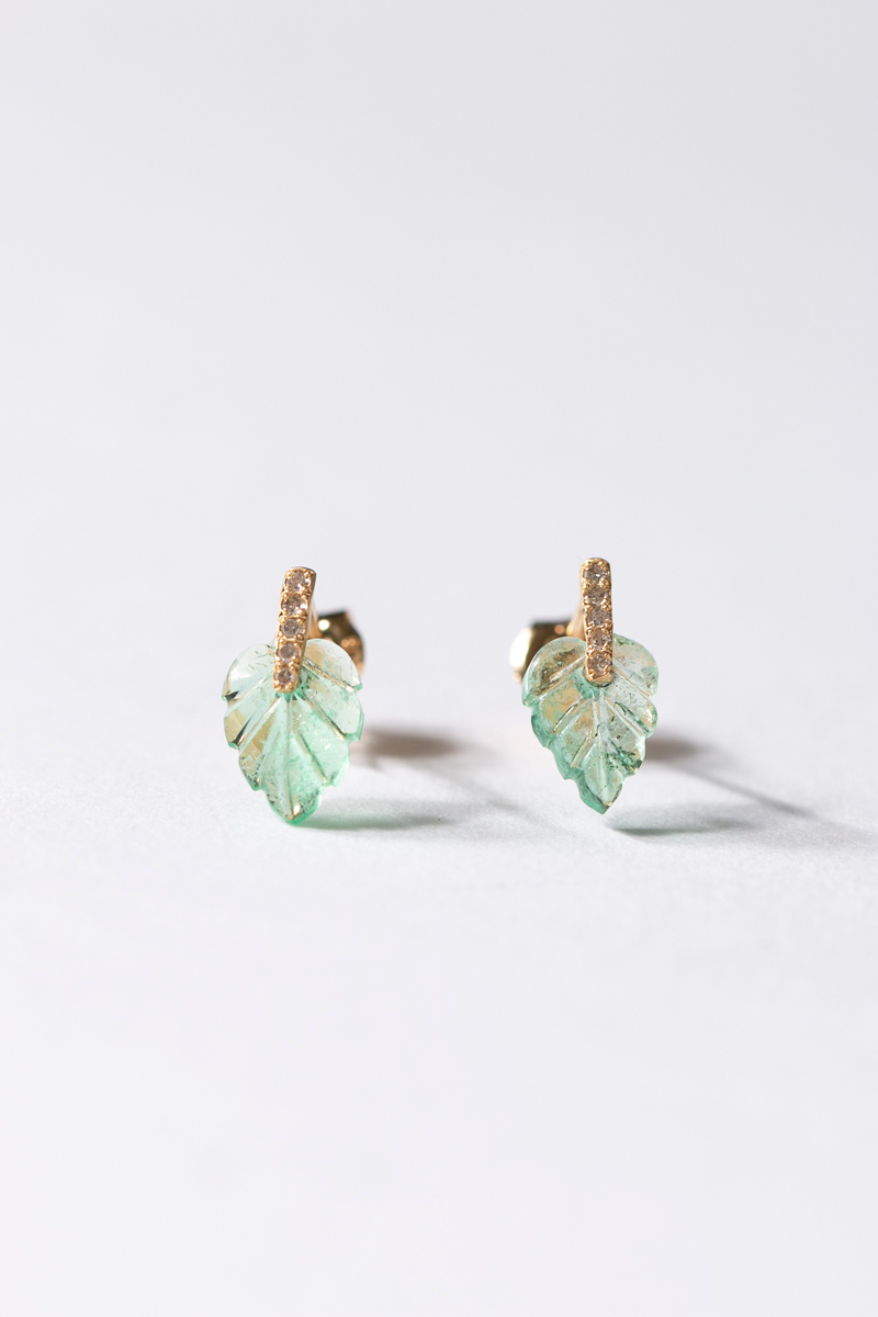 MONAKAjewellery Hibiki Emerald Leaf pierce エメラルドピアス/K18 – patchouli